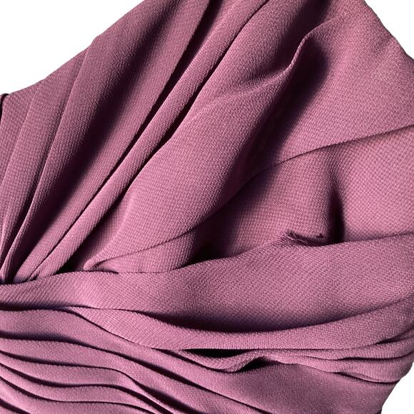 David’s Bridal Pleated Maxi Bridesmaid Dress Plum Size 4-6 - Picture 5 of 9